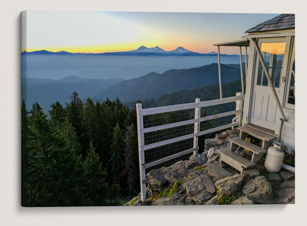 Three Sisters Wilderness and Smoke Inversion From Carpenter Mountain Fire Lookout, Oregon, USA