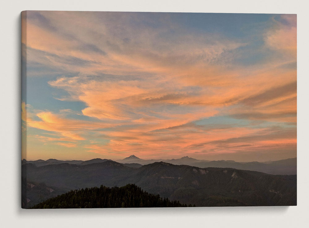 Clouds Over Cascades Mountains at Sunset, Willamette National Forest, Oregon, USA