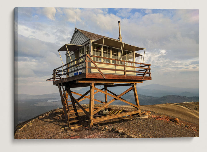 Sand Mountain Fire Lookout, Willamette National Forest, Oregon, USA