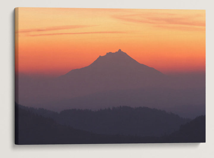 Mount Jefferson at Sunrise, Mount Jefferson Wilderness, Oregon