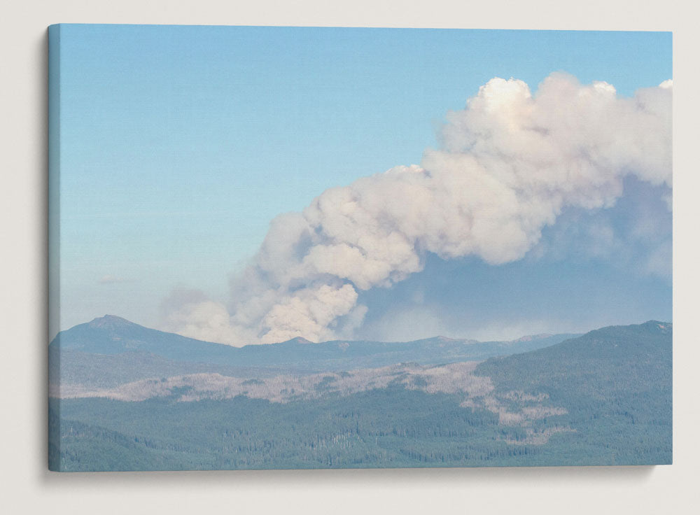 Milli Wildfire Smoke Column, Deschutes National Forest, Oregon