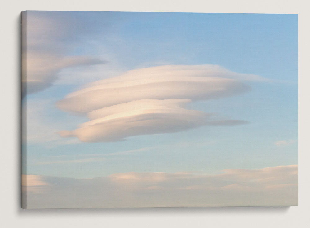 Lenticular Clouds Over Cascades Mountains, Willamette National Forest, Oregon, USA