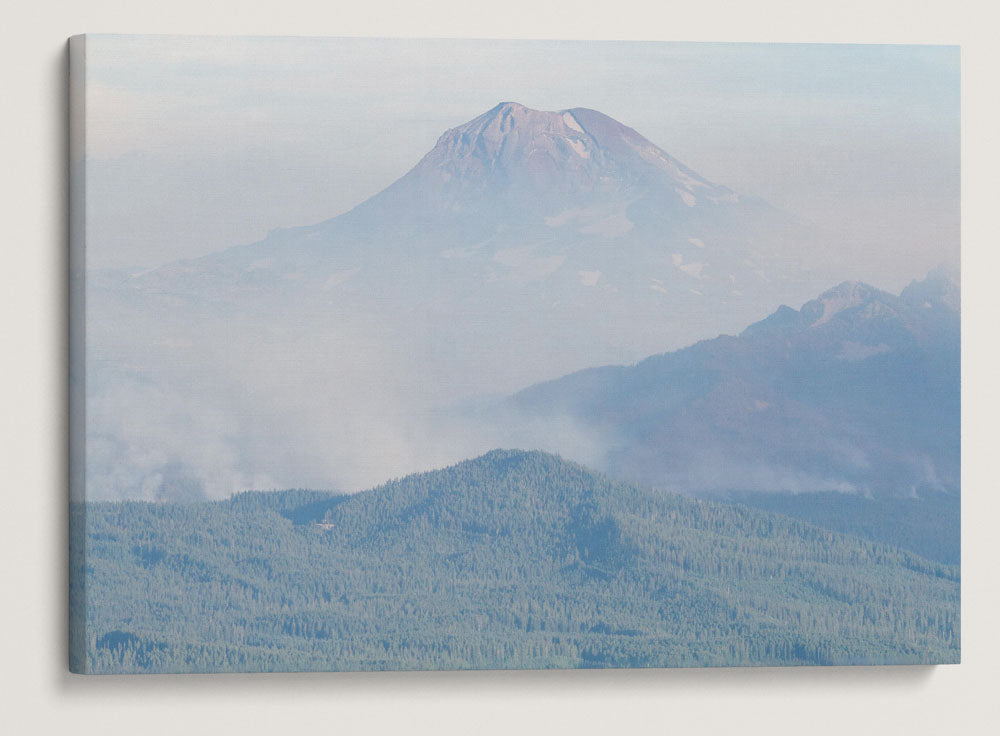 Separation Fire and South Sister, Three Sisters Wilderness, Oregon, USA