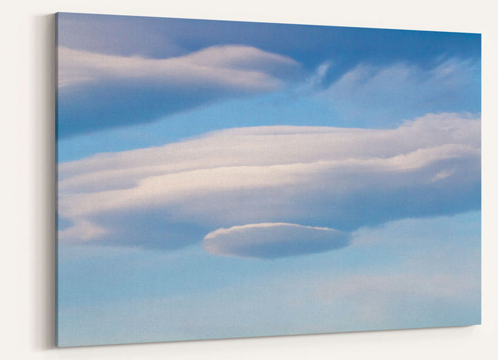 Lenticular Cloud Mother Ship over Cascades Mountains, Oregon