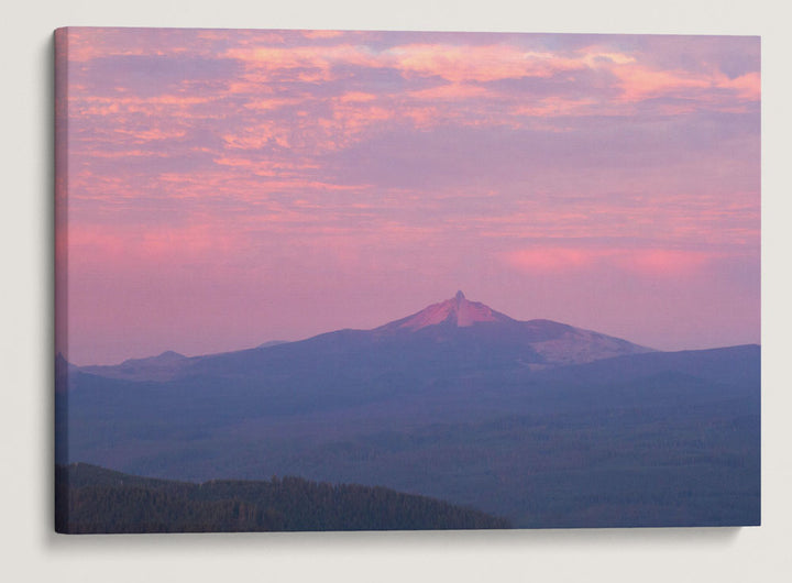 Mount Washington at Sunset, Mount Washington Wilderness, Oregon