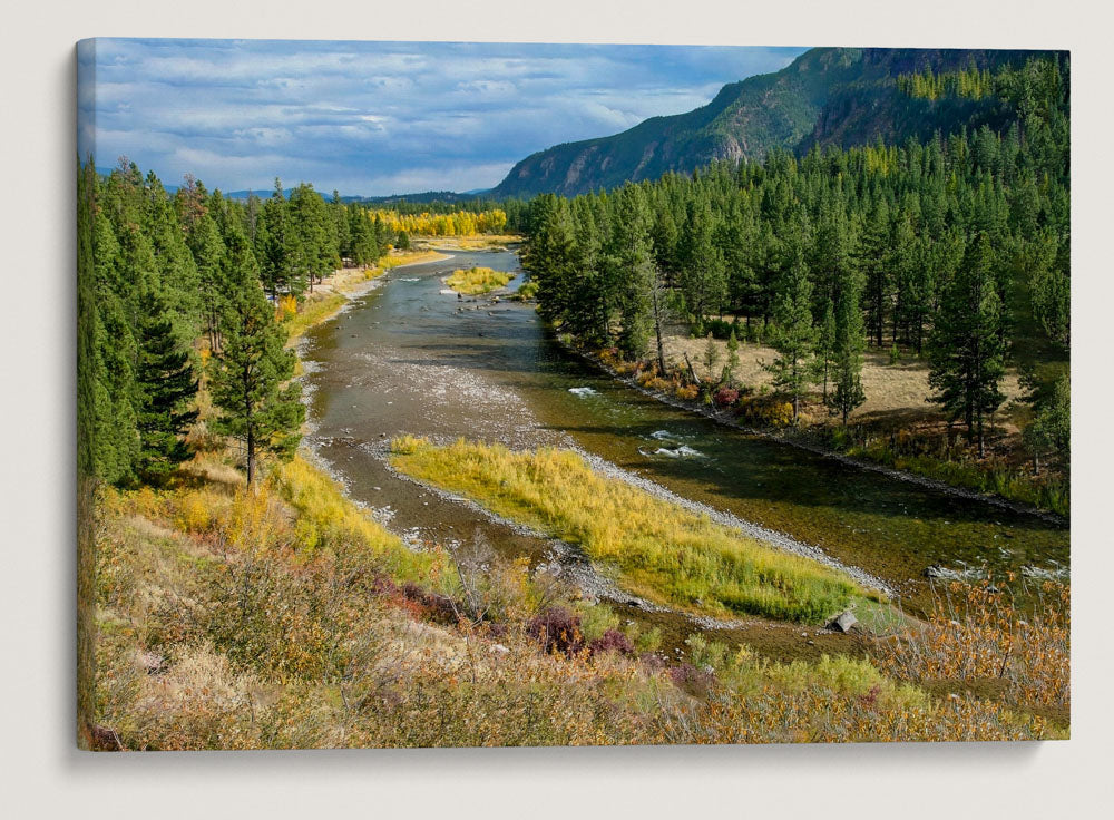 Blackfoot River at Autumn, Montana, USA