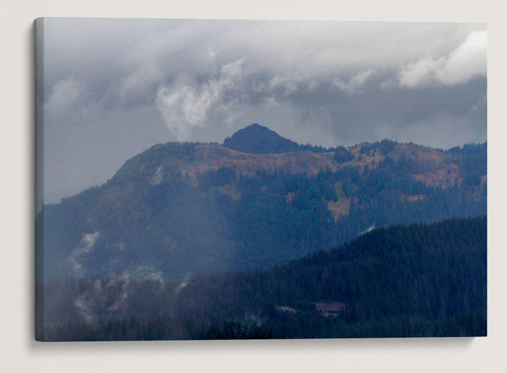 Cone Peak and Storm Clouds, Willamette National Forest, Oregon, USA