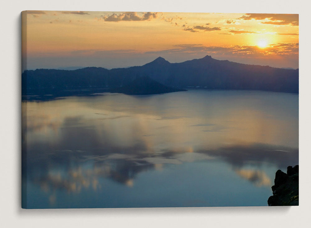 Wizard island and West Rim of Crater Lake At Sunset, Crater Lake National Park, Oregon, USA