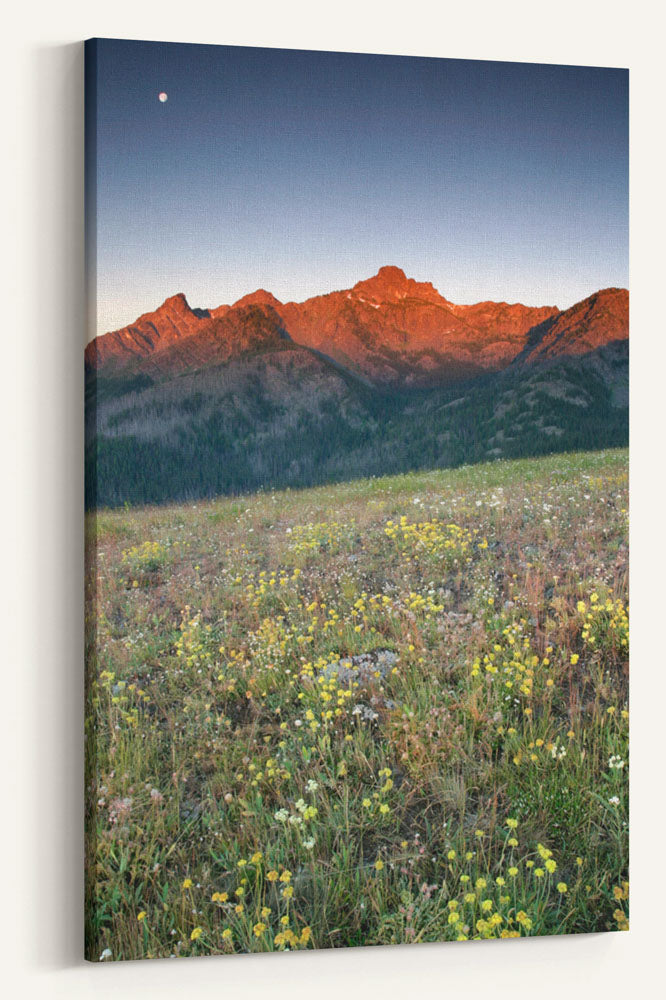 Moonrise at sunrise, Seven Devils Mountains, Idaho