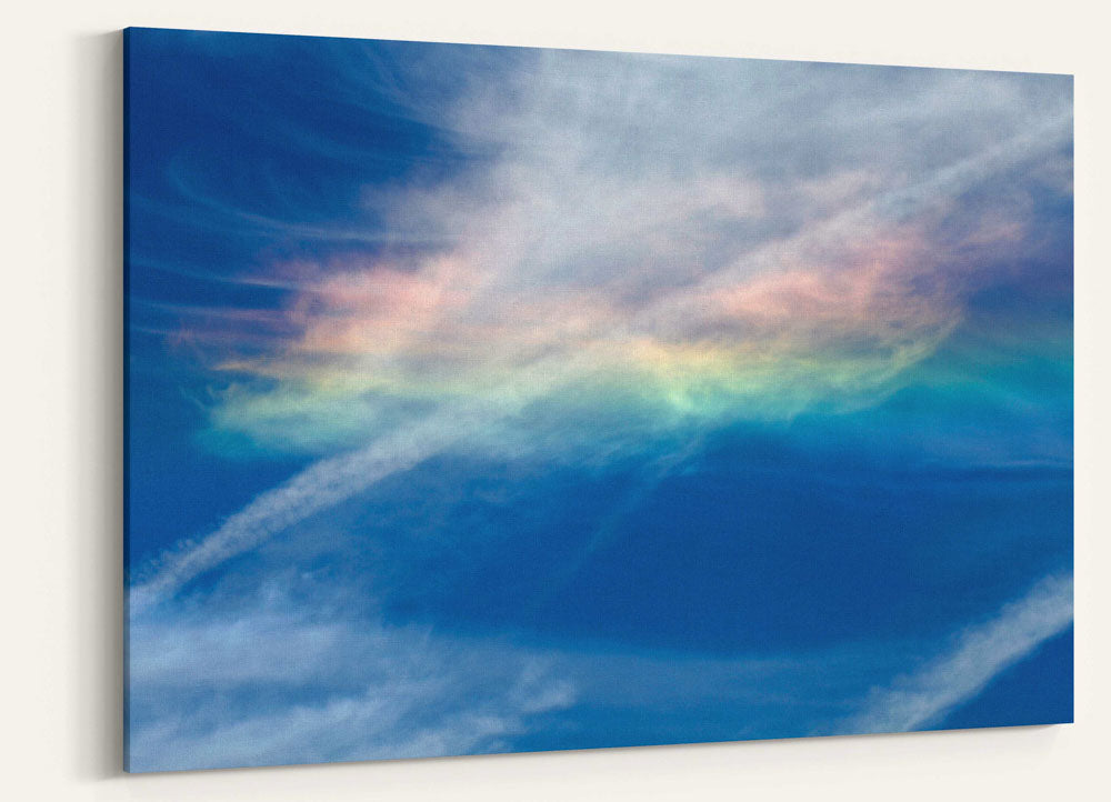 Iridescent cirrus Clouds and jet contrails, Carpenter Mountain, Oregon