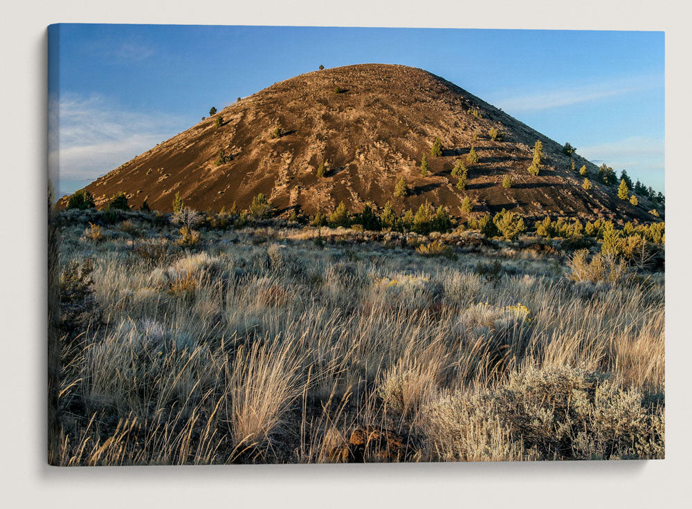 Schonchin Butte, Lava Beds National Monument, California, USA