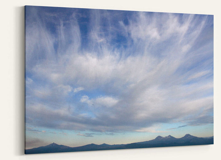 Cirrus clouds over Cascade Crest Mountains, Oregon