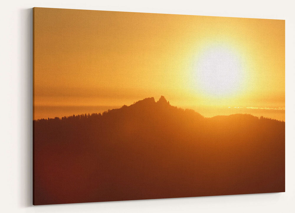 Tidbits Mountain and Sunset, Willamette National Forest, Oregon