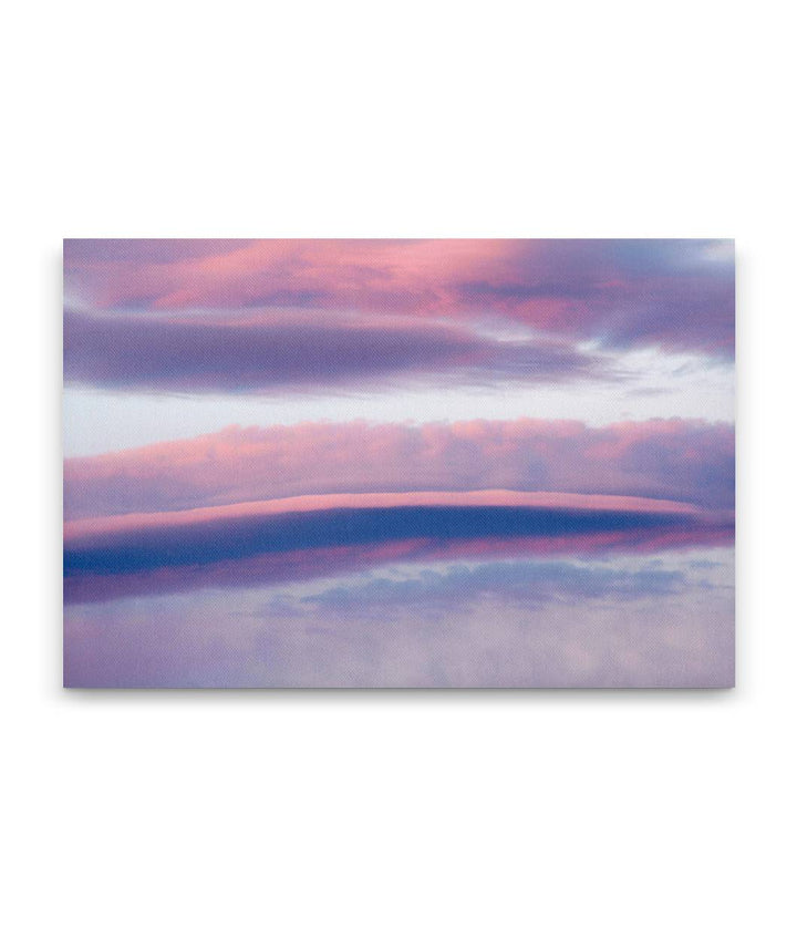 Pink-Colored Lenticular Clouds Over Cascades Mountains, Willamette National Forest, Oregon, USA