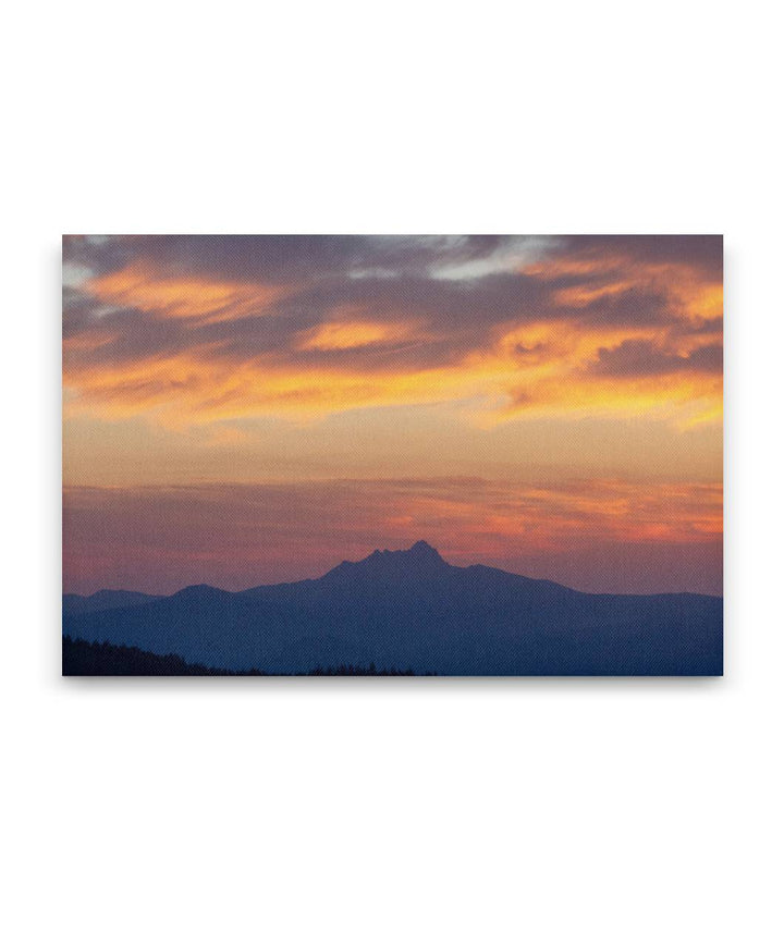 Three-Fingered Jack At Sunrise, Willamette National Forest, Oregon, USA