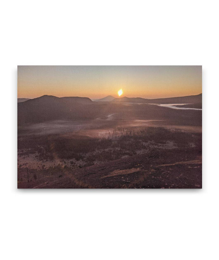 Sunset Over Cascades Mountains From Sand Mountain Fire Lookout, Willamette National Forest, Oregon, USA