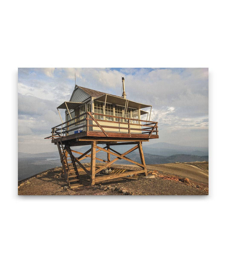 Sand Mountain Fire Lookout, Willamette National Forest, Oregon, USA