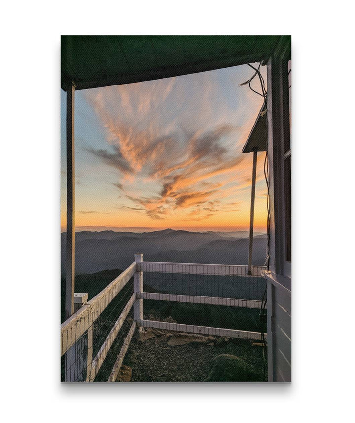 Sunset From Carpenter Mountain Fire Lookout, Willamette National Forest, Oregon, USA