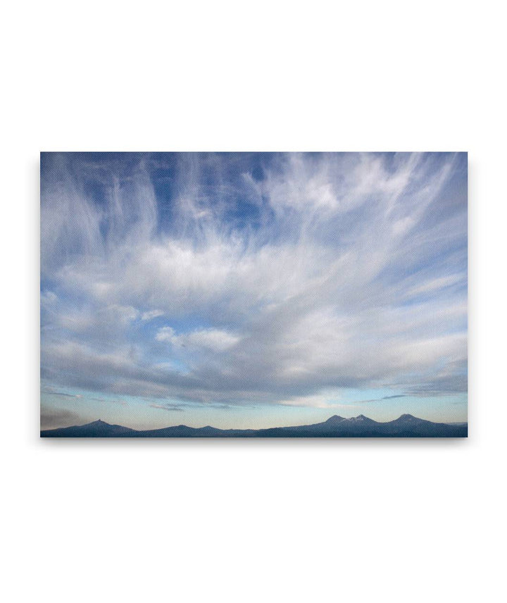 Cirrus clouds over Cascade Crest Mountains, Oregon