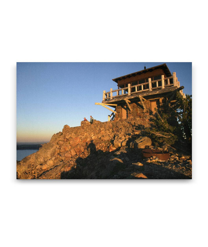 The Watchman fire lookout at sunset, Crater Lake National Park, Oregon