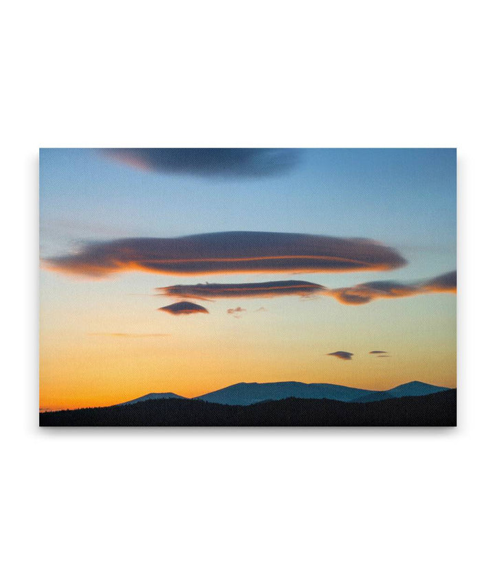 Sunset-Colored Lenticular Clouds, Klamath Falls, Oregon, USA