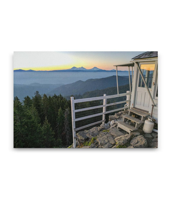 Three Sisters Wilderness and Smoke Inversion From Carpenter Mountain Fire Lookout, Oregon, USA