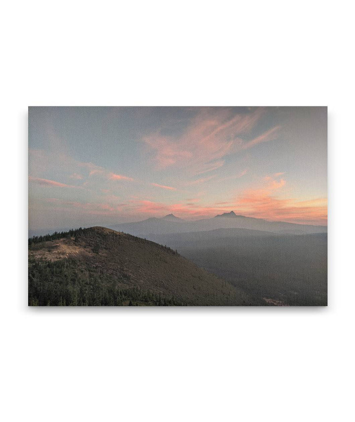 Cascades Mountains At Sunrise From Sand Mountain Fire Lookout, Willamette National Forest, Oregon, USA