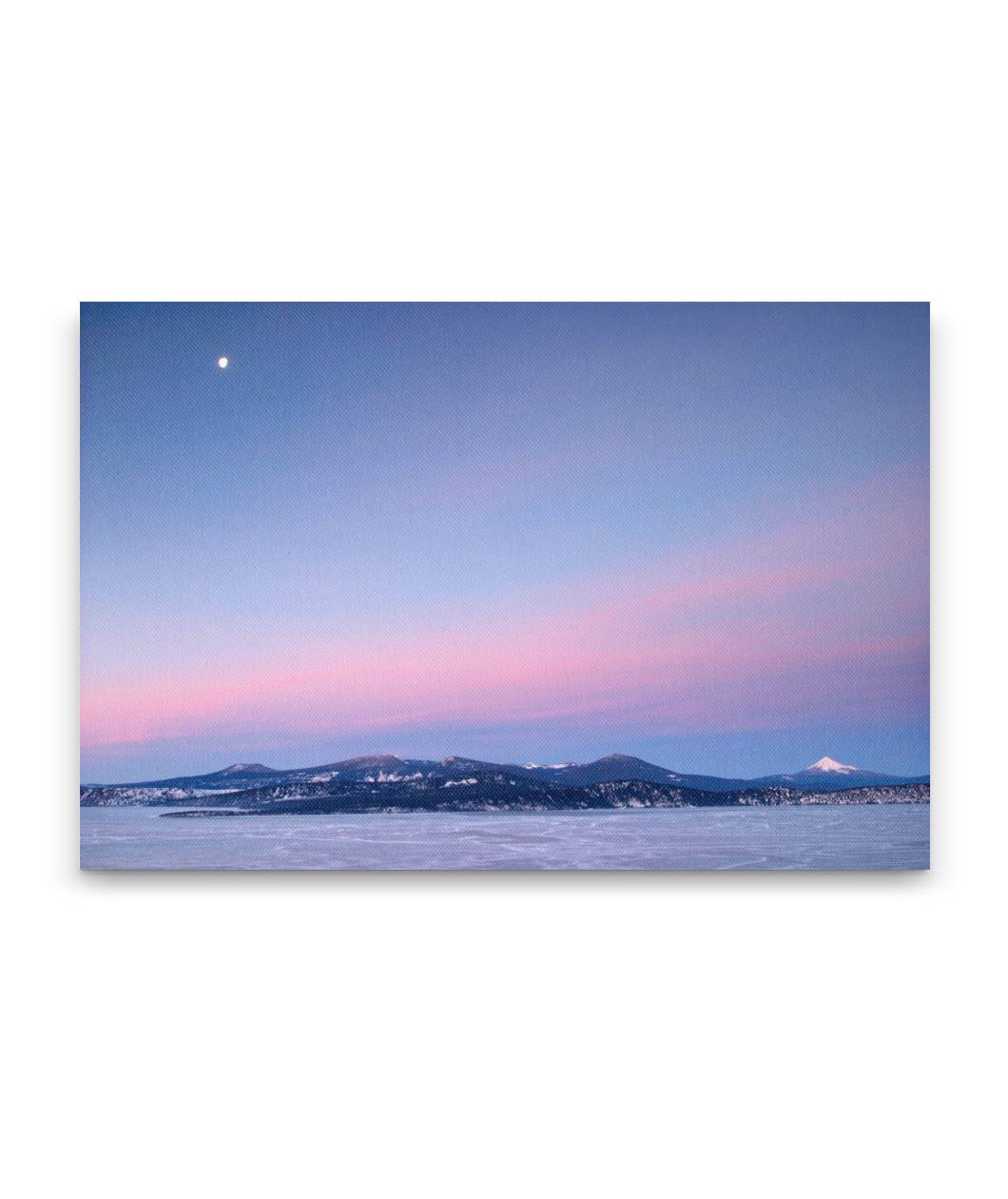 Moonrise and Mountain Lakes Wilderness at Sunrise, Agency lake, Oregon